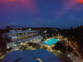 Гостиница Hotel Sierra Silvana  Селва Ди Фазано